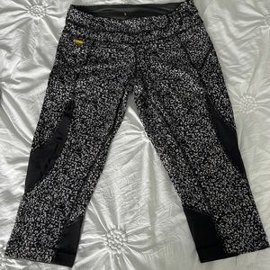 Lole Run Capri Leggings with Mesh Detail